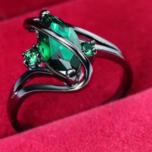 EMARALD 925 STERLING SILVER